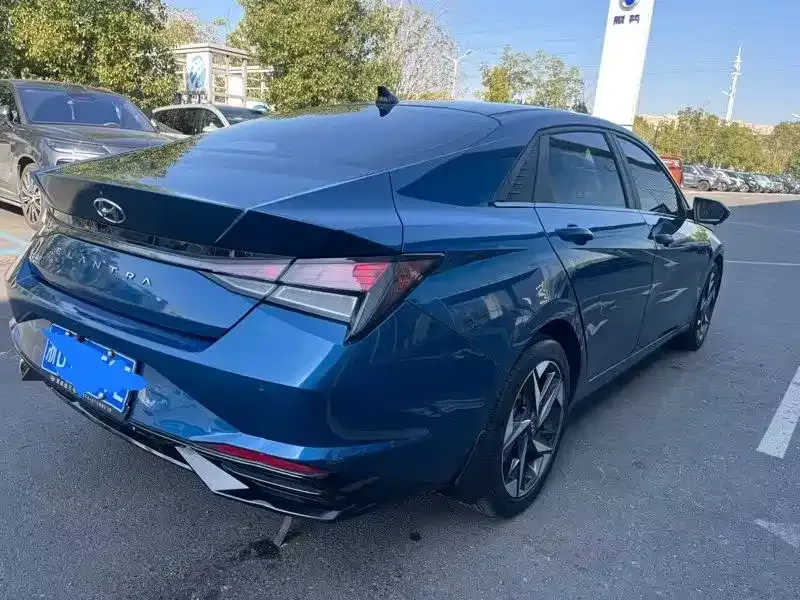 Hyundai Elantra 2023 из CN, фото 10