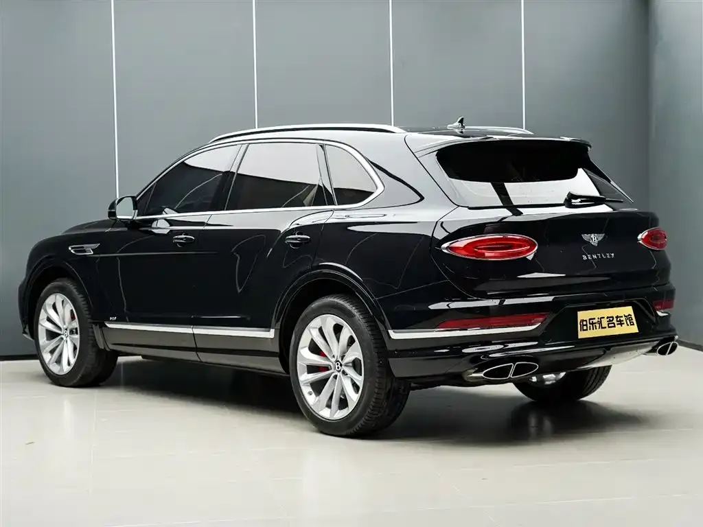 Bentley Bentayga — фото 3