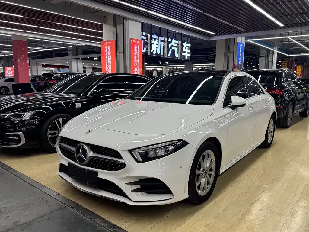Mercedes-Benz A-Class — фото 1