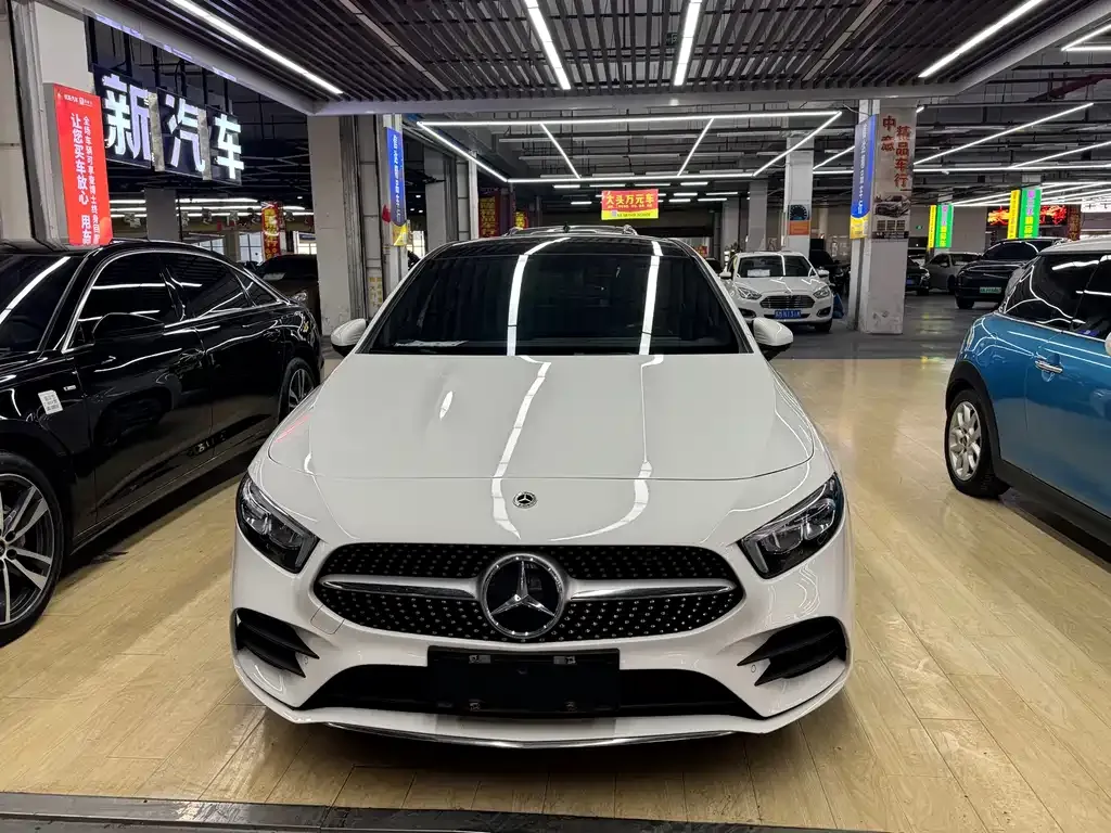 Mercedes-Benz A-Class — фото 7