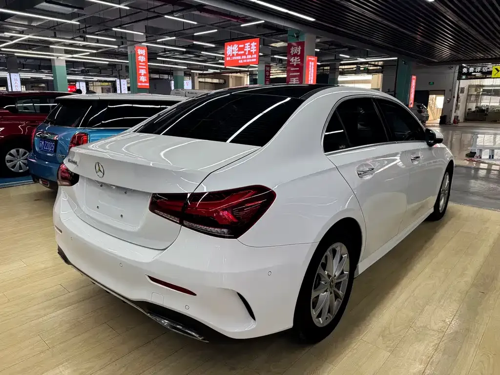 Mercedes-Benz A-Class — фото 6