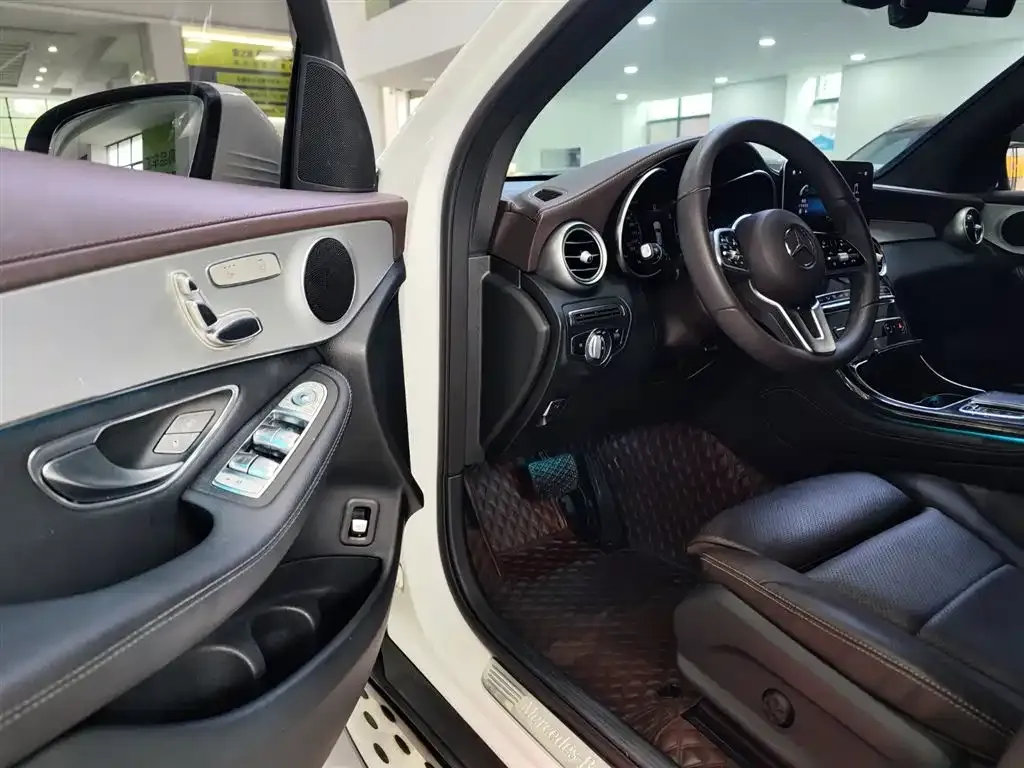 Mercedes-Benz GLC 2021 из CN, фото 5