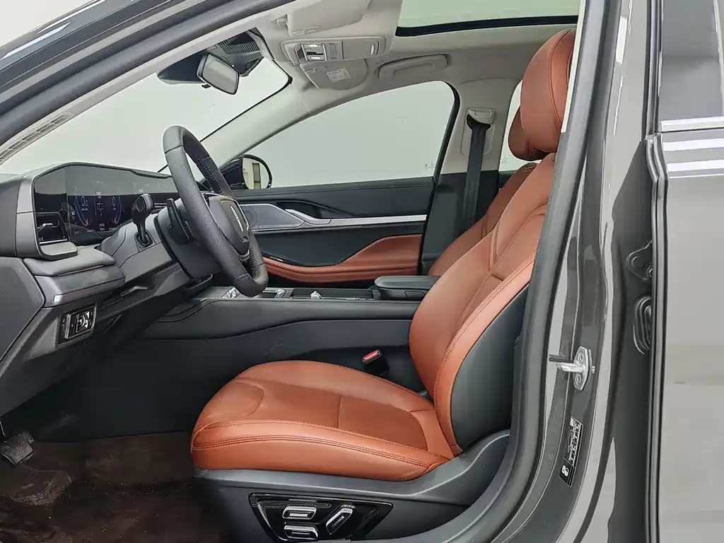 Lincoln Z 2024 из CN, фото 6