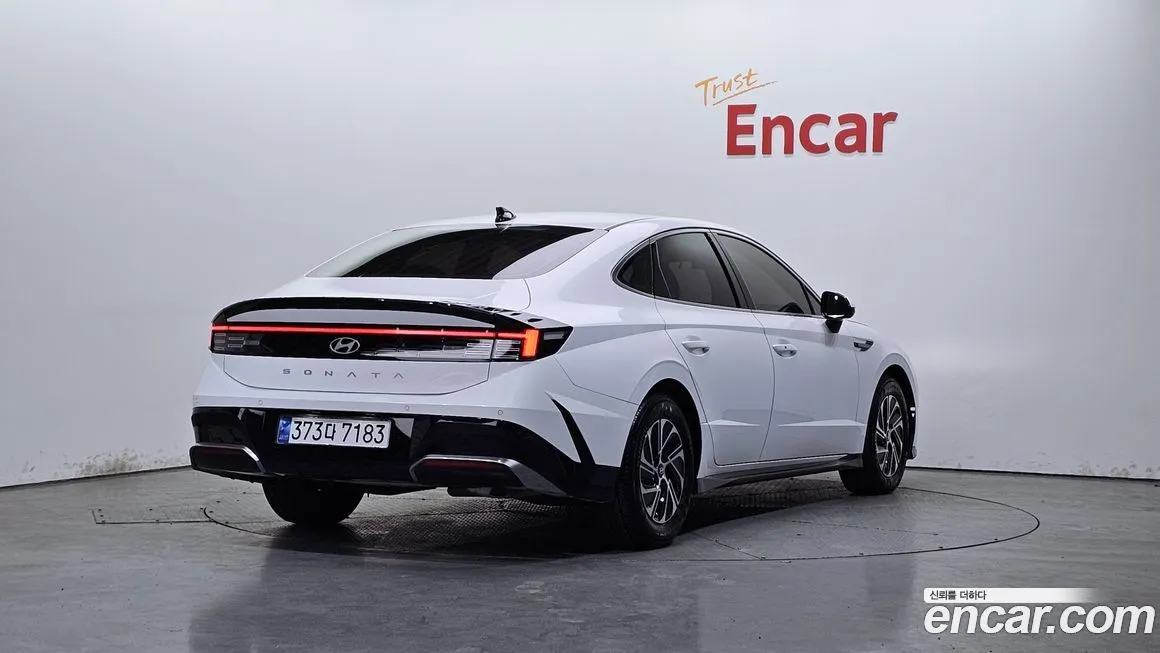 Hyundai Sonata 2024 из KR, фото 4