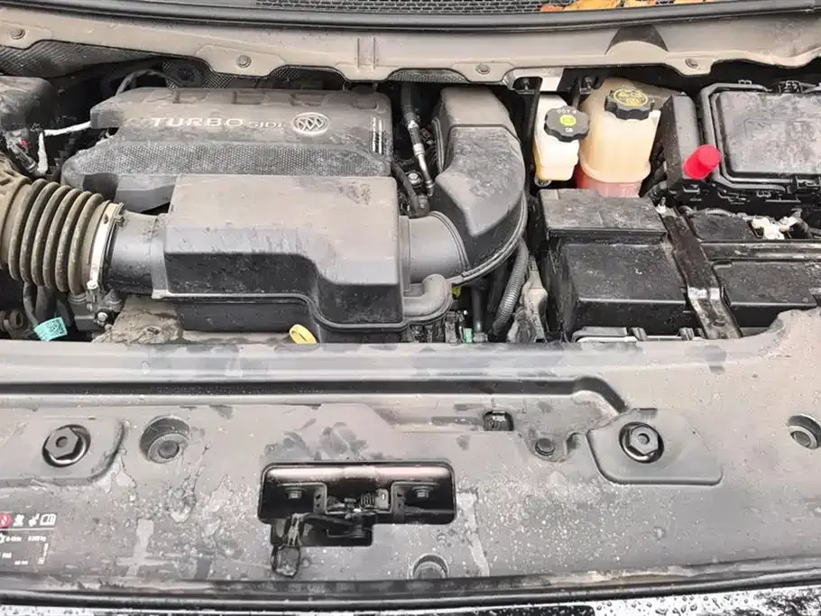 Buick GL8 2023 из CN, фото 9