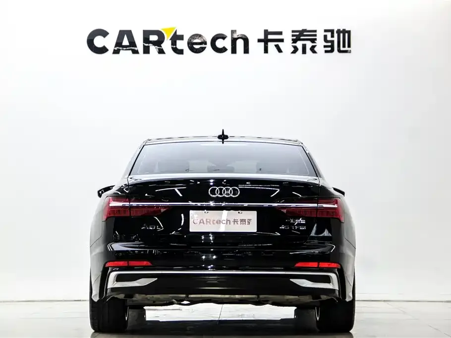 Audi A6L — фото 8