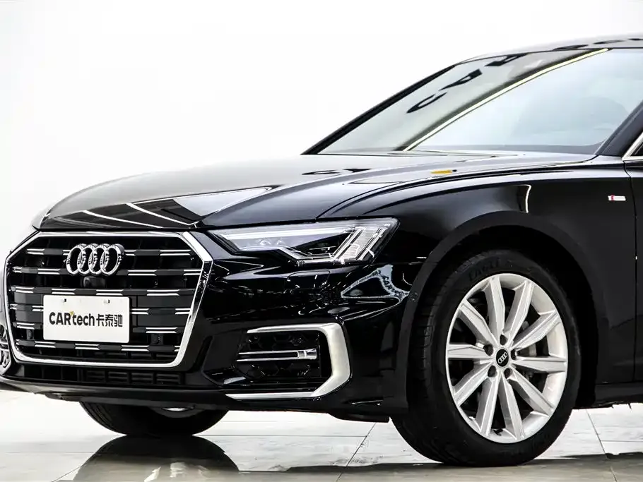 Audi A6L — фото 10