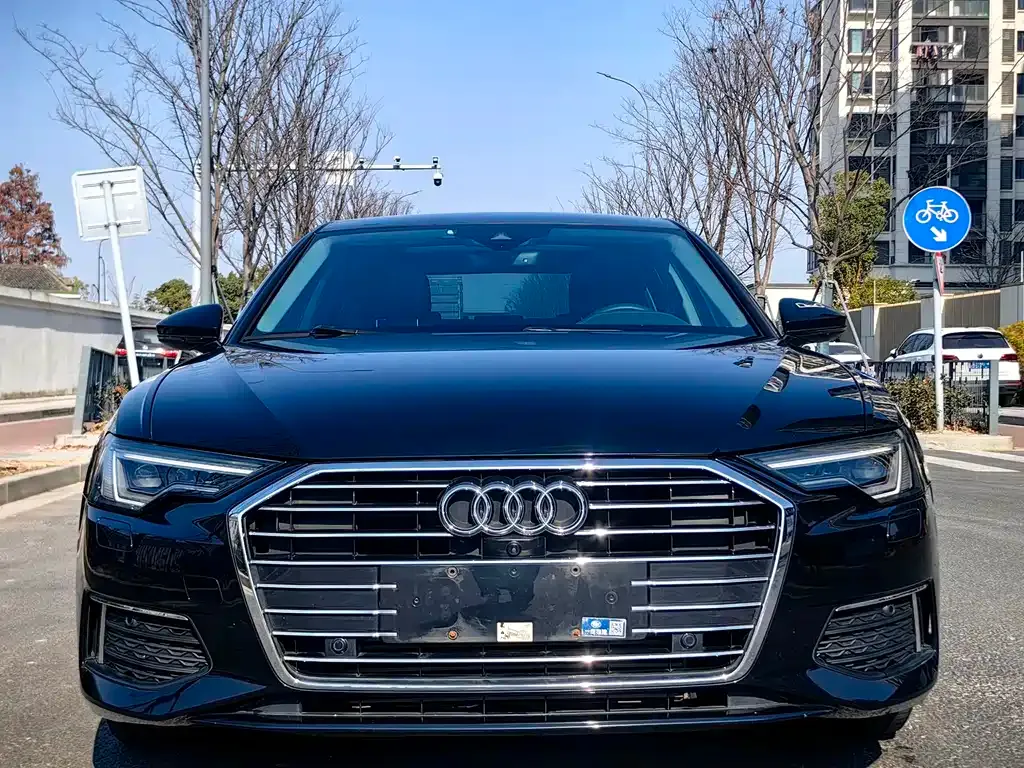 Audi A6L — фото 6