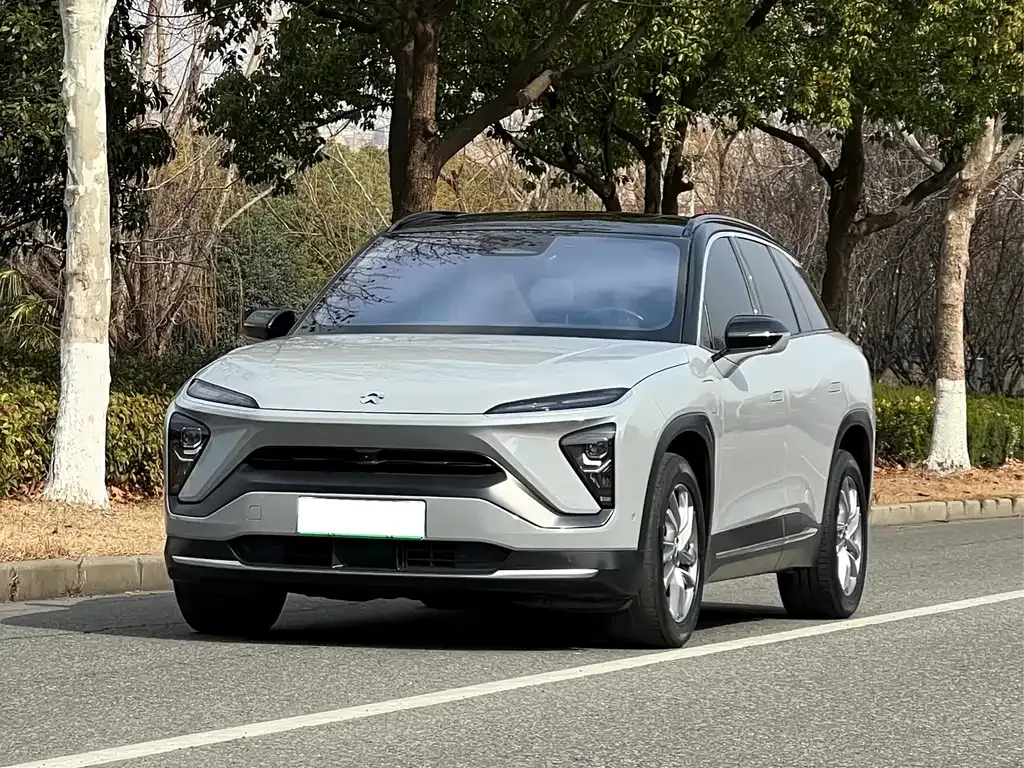 NIO ES6