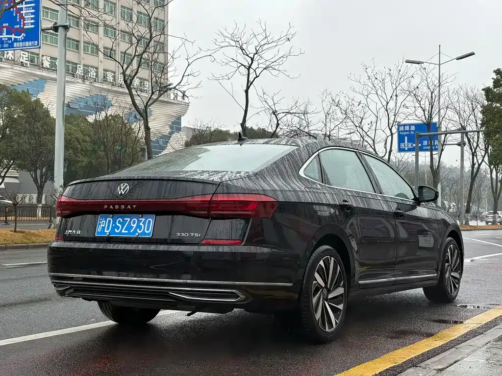 Volkswagen Passat 2022 из CN, фото 3