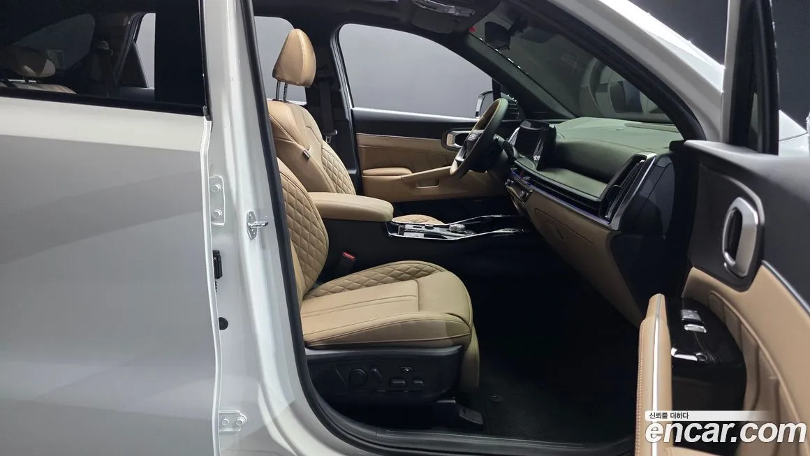Kia Sorento — фото 7