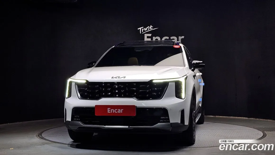 Kia Sorento — фото 6
