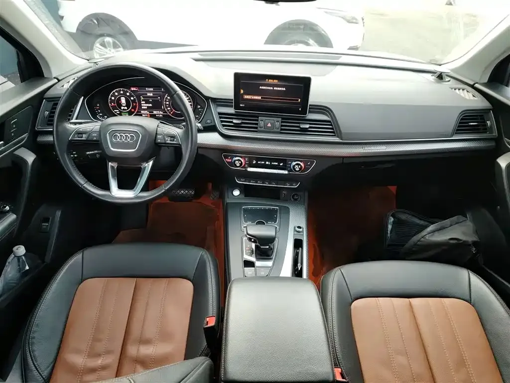 Audi Q5L 2021 из CN, фото 9