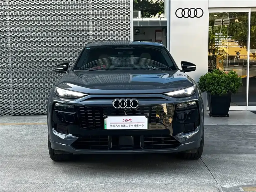 Audi Q6L e-tron — фото 5