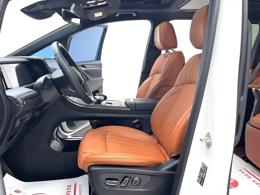 GAC Motor Trumpchi E9 — фото 8