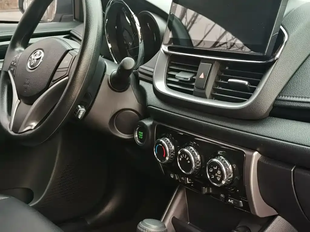Toyota Yaris L 2023 из CN, фото 2
