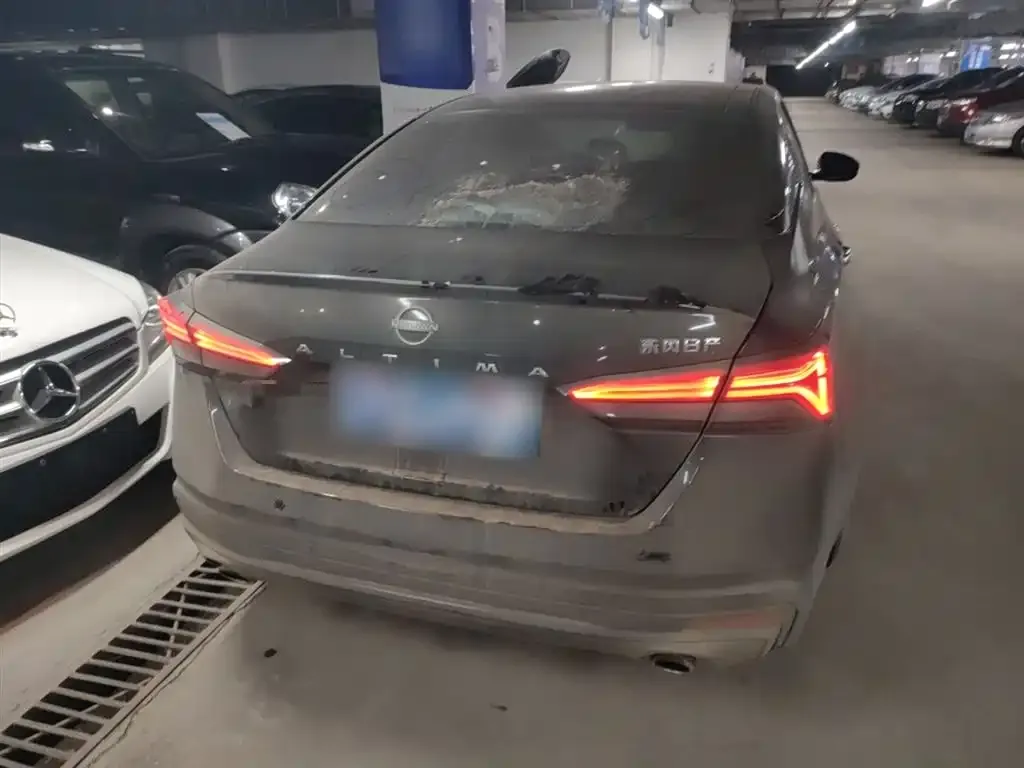 Nissan Teana 2023 из CN, фото 4
