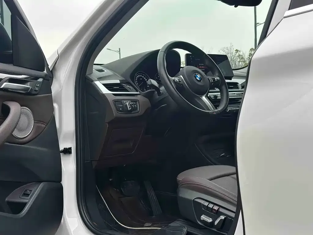 BMW X1 2023 из CN, фото 4