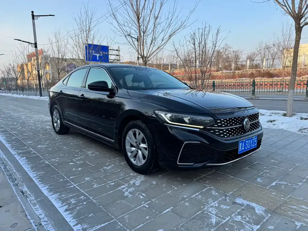 Volkswagen Passat — фото 7