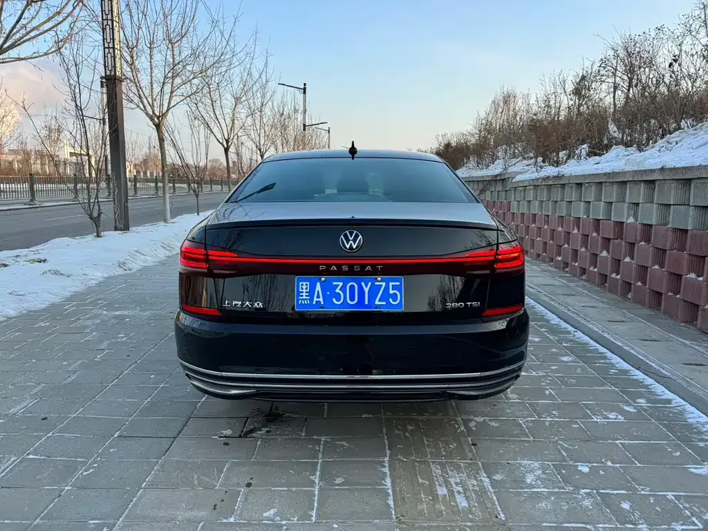 Volkswagen Passat — фото 3