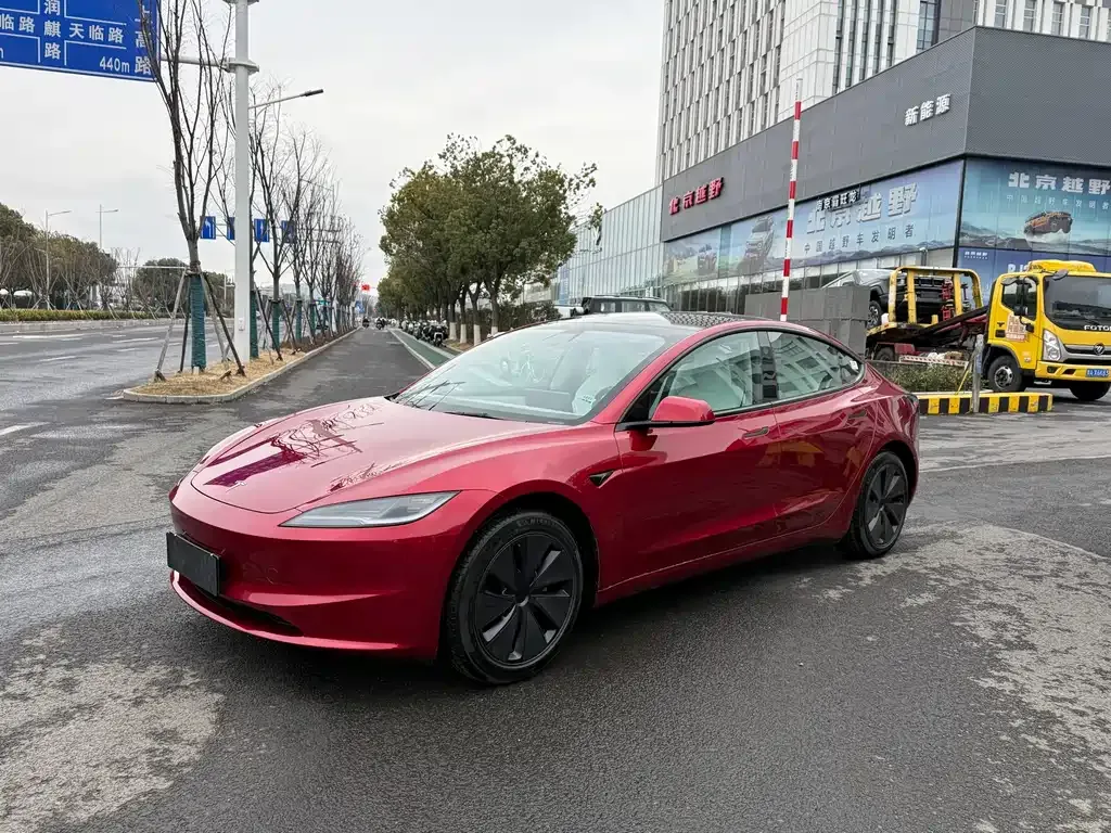 Tesla Model 3 2023 из CN, фото 1