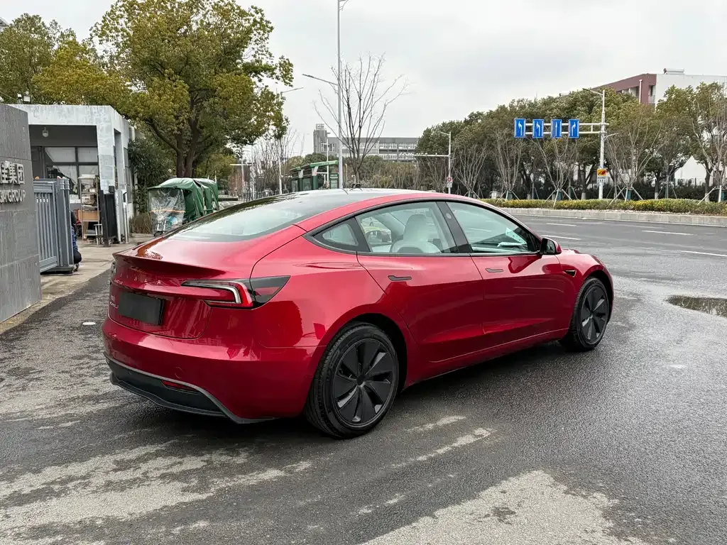 Tesla Model 3 2023 из CN, фото 8