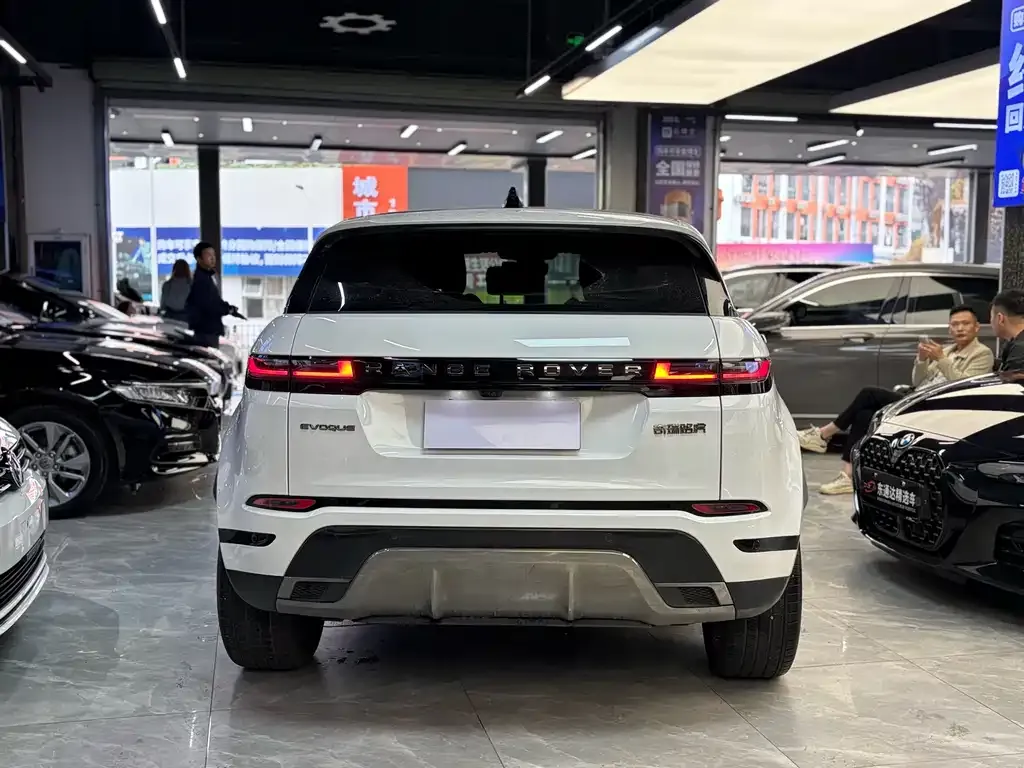 Land Rover Evoque 2024 из CN, фото 4