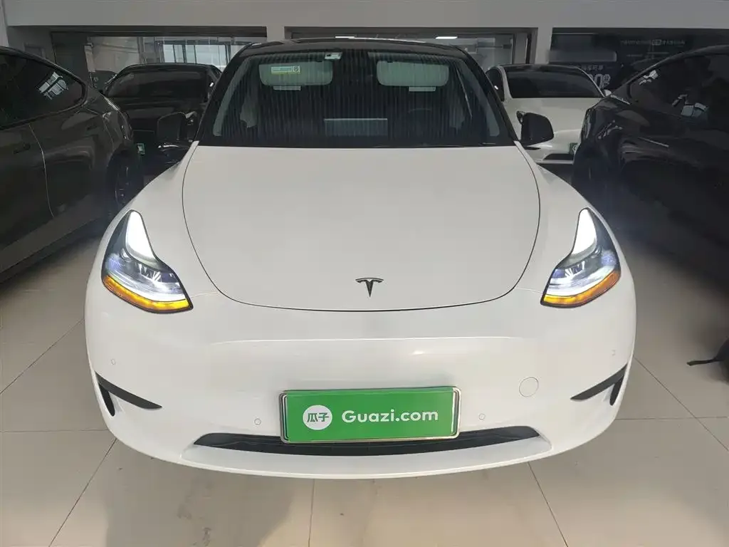 Tesla Model Y 2022 из CN, фото 3