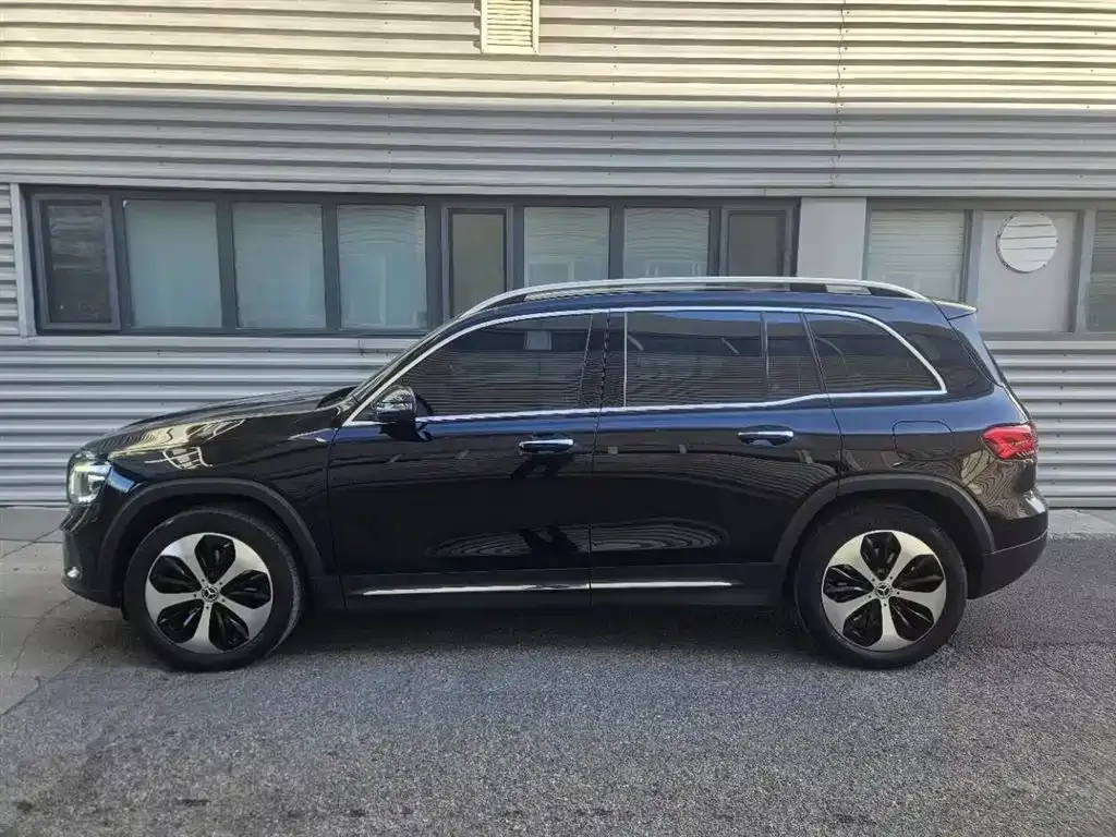 Mercedes-Benz GLB 2023 из CN, фото 4