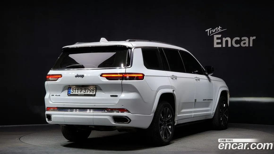 Jeep Cherokee — фото 6
