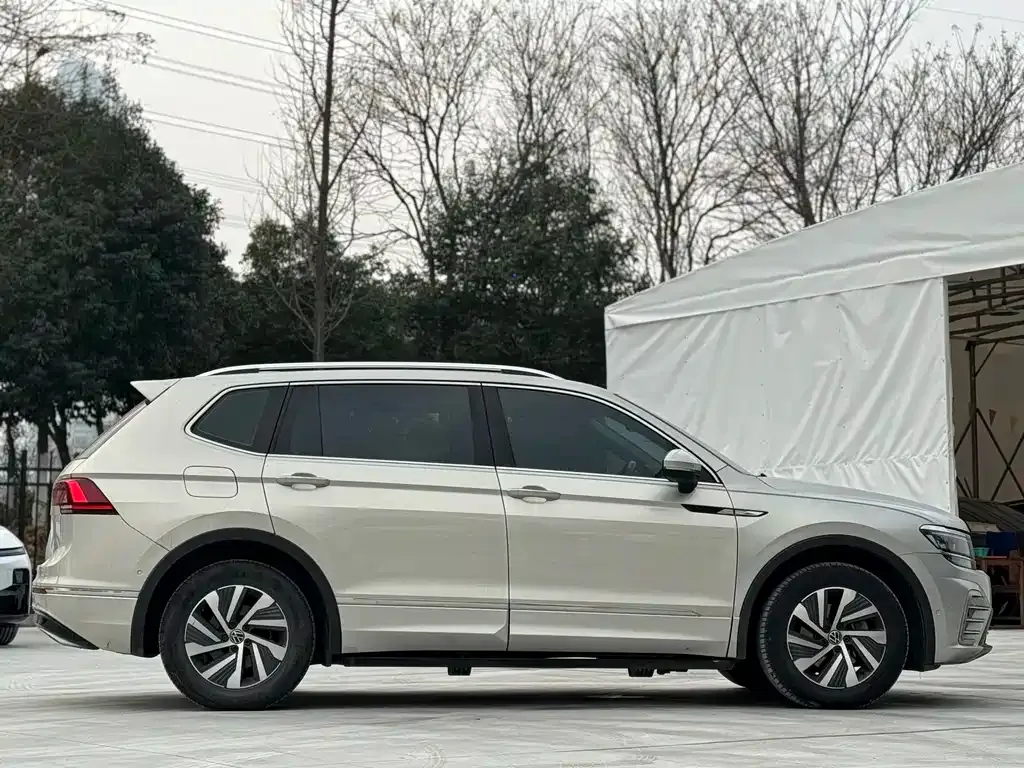 Volkswagen Tiguan L New Energy 2021 из CN, фото 4