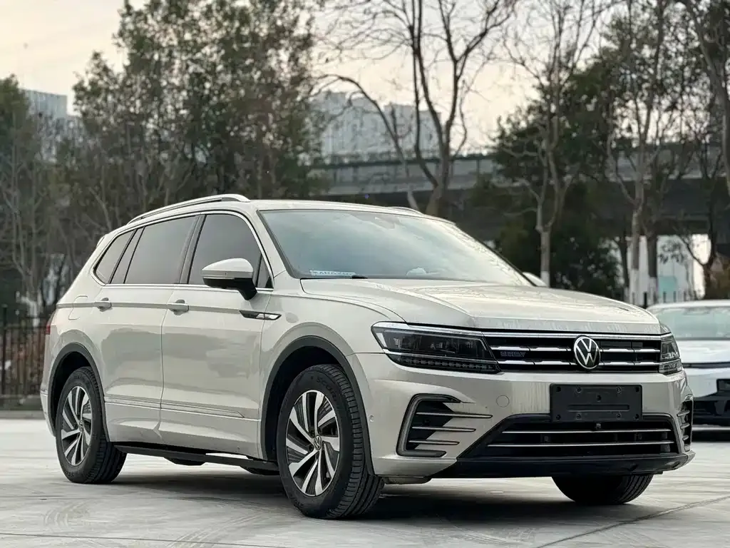 Volkswagen Tiguan L New Energy 2021 из CN, фото 3