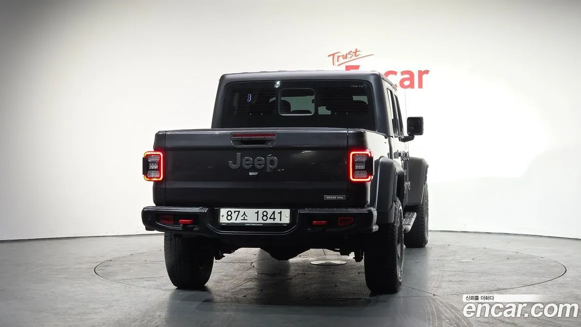 Jeep Gladiator — фото 3