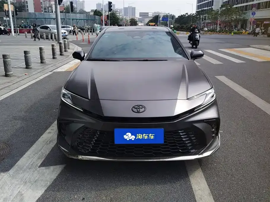 Toyota Camry 2025 из CN, фото 7