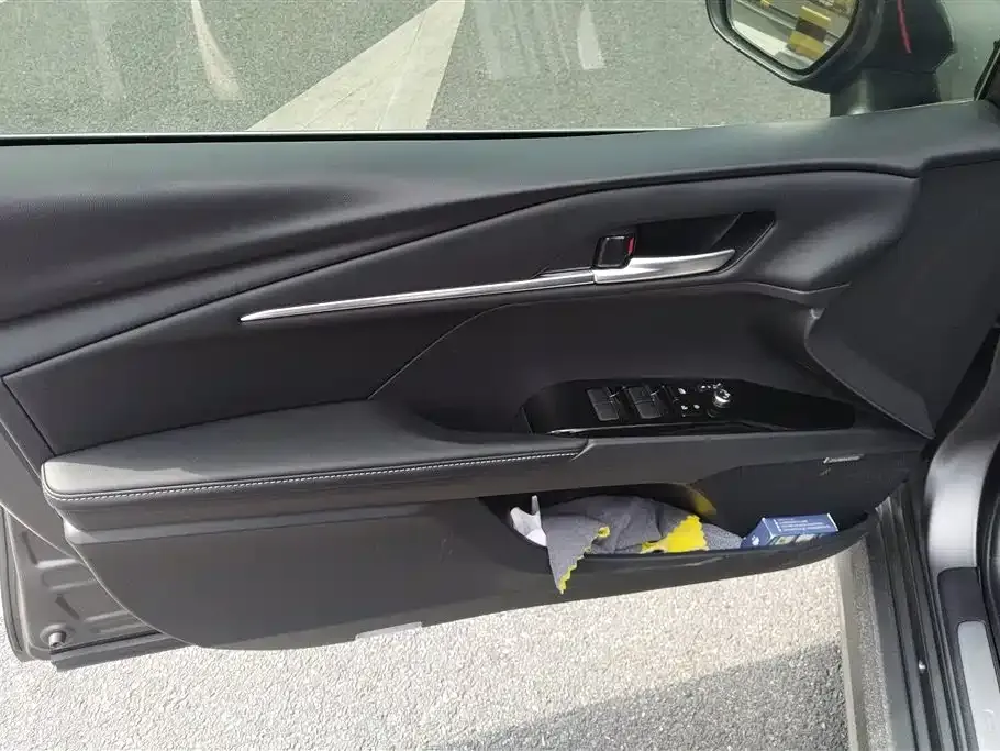 Toyota Camry 2025 из CN, фото 5