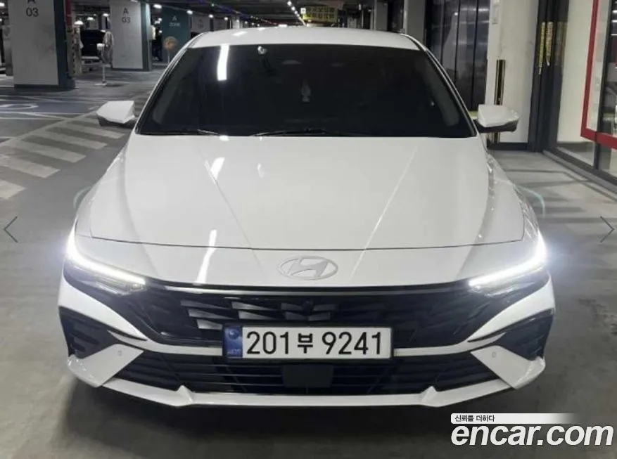 Hyundai AVANTE — фото 1