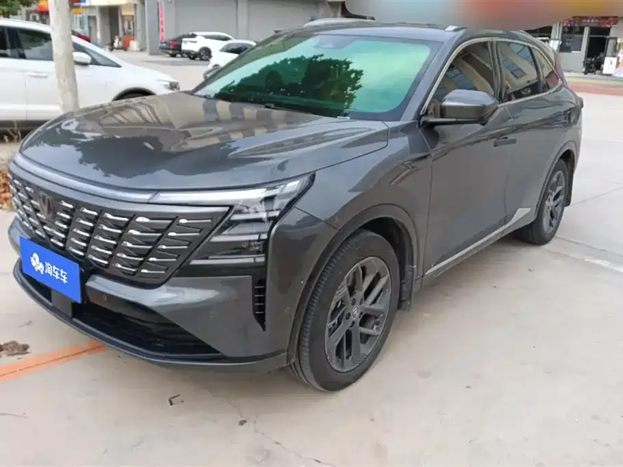 Changan CS75PLUS — фото 1