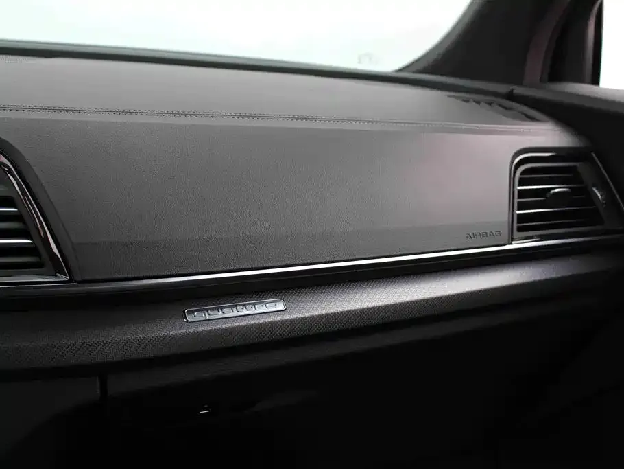Audi Q5L 2023 из CN, фото 7