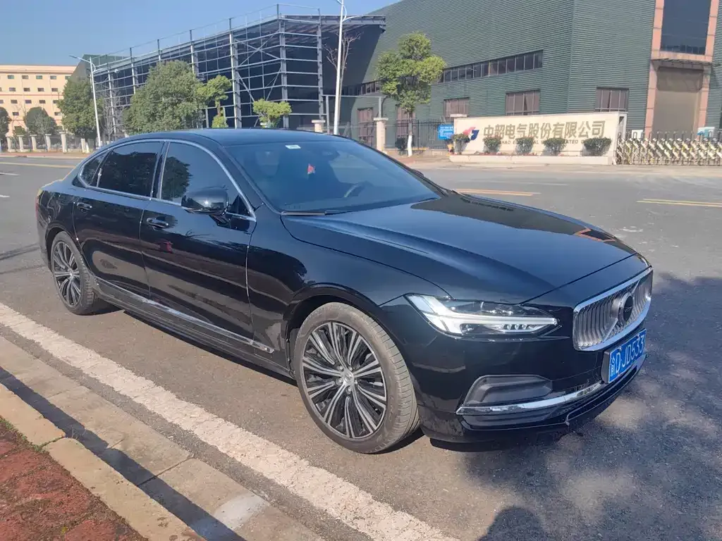 Volvo S90 — фото 6