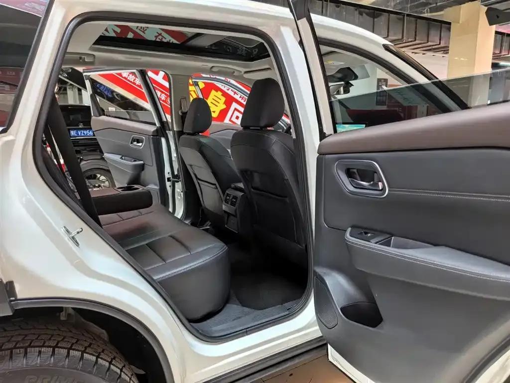 Nissan X-Trail 2022 из CN, фото 6