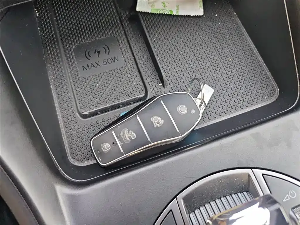 BYD Seal 05 DM-i 2025 из CN, фото 2