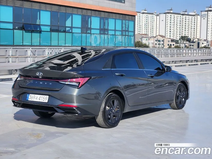 Hyundai AVANTE — фото 3