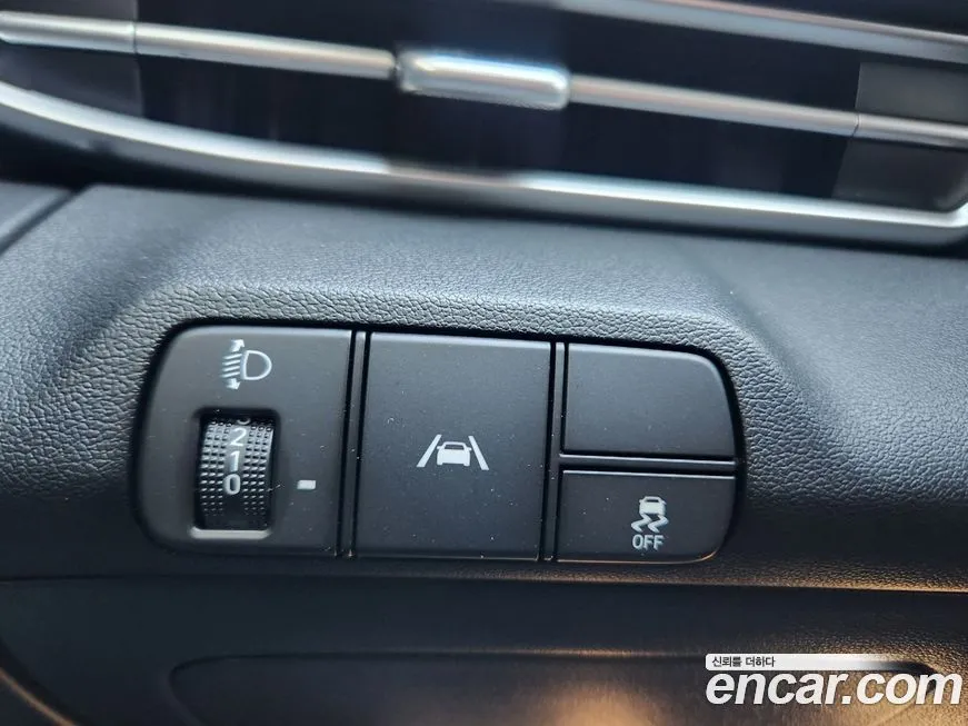 Hyundai AVANTE — фото 4