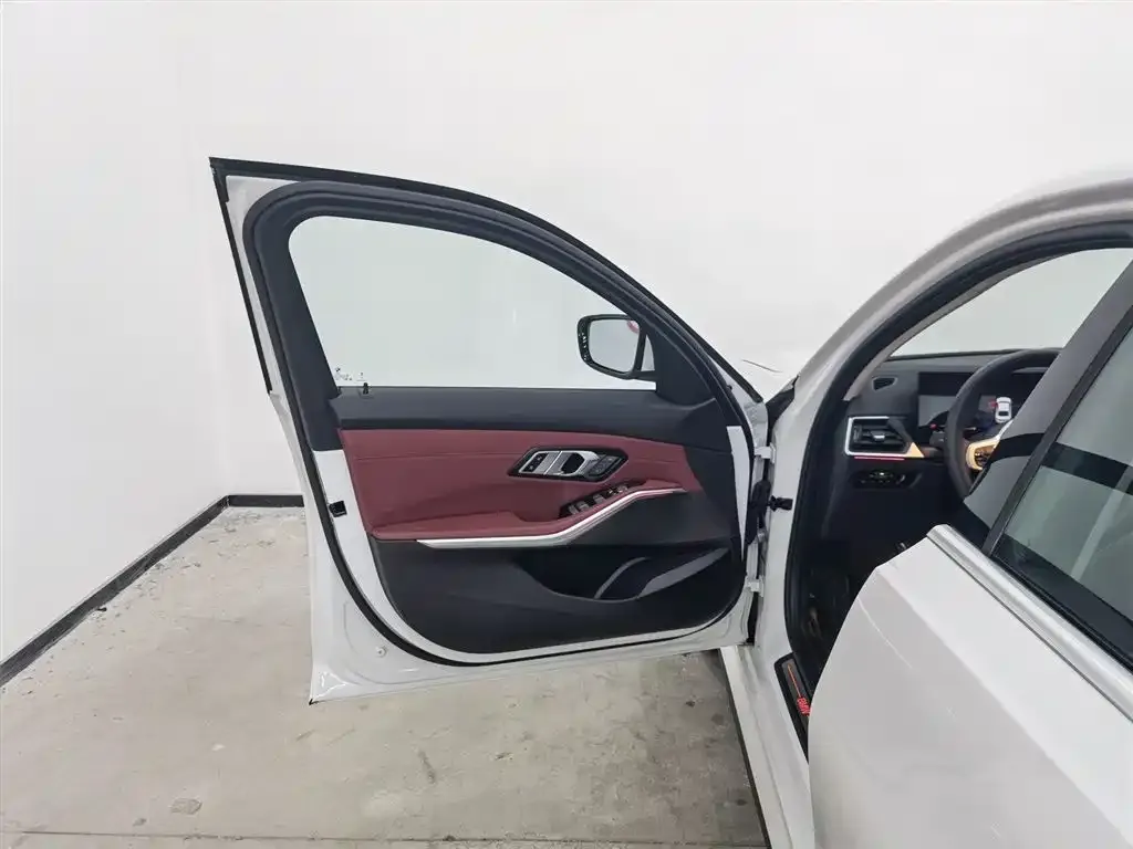 BMW i3 — фото 7