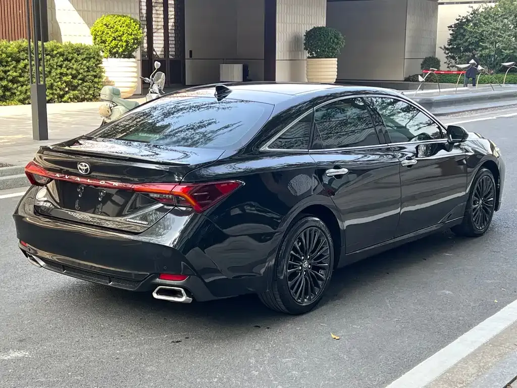 Toyota Avalon 2022 из CN, фото 7
