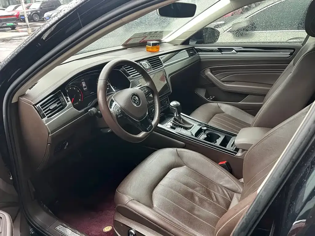Volkswagen Phideon 2021 из CN, фото 5