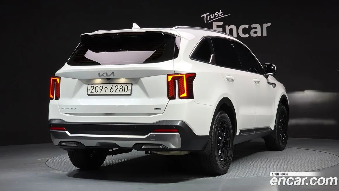 Kia Sorento — фото 6
