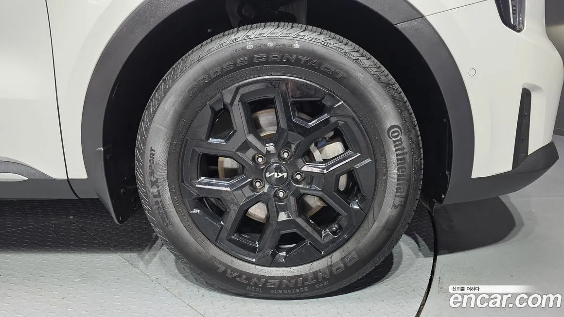Kia Sorento — фото 10