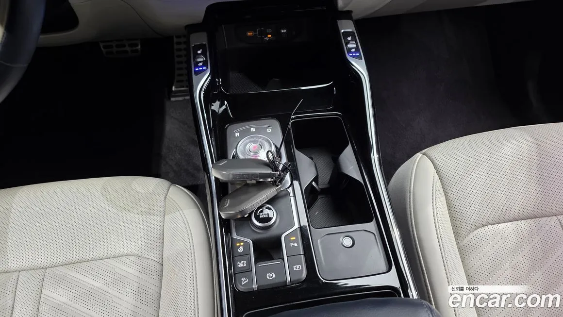Kia Sorento — фото 5