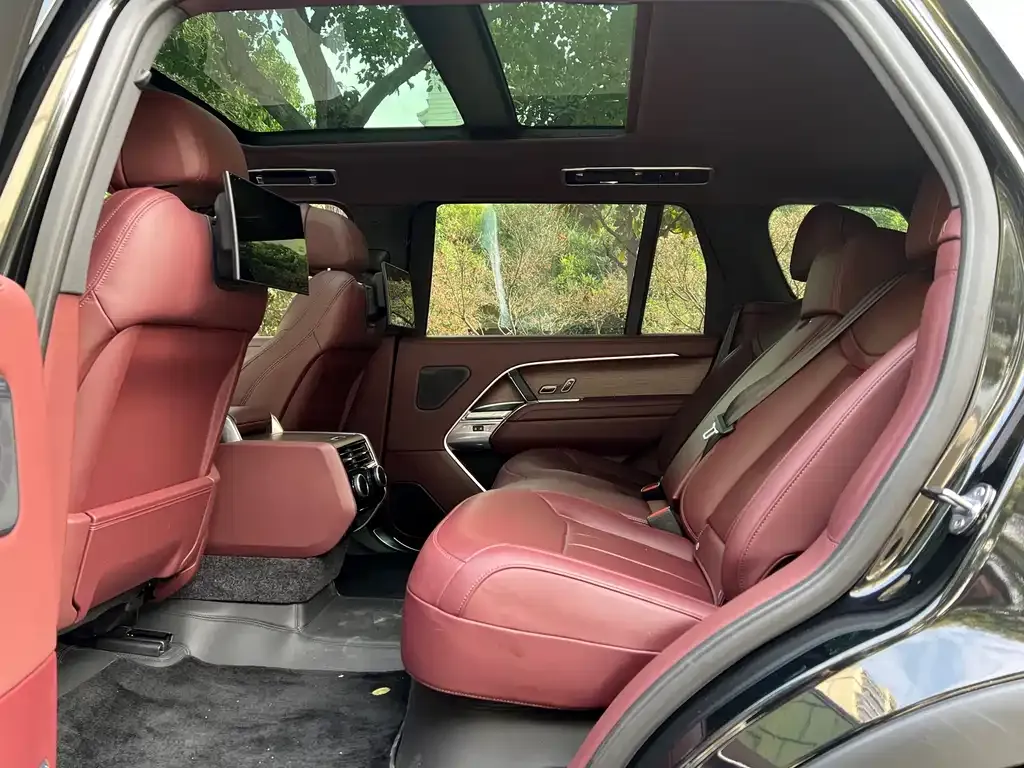 Land Rover Range Rover 2025 из CN, фото 3